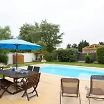Aparthotel Madame Le Domaine De Vertmarines