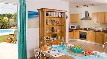 Madame Le Domaine De Vertmarines Aparthotel 3*