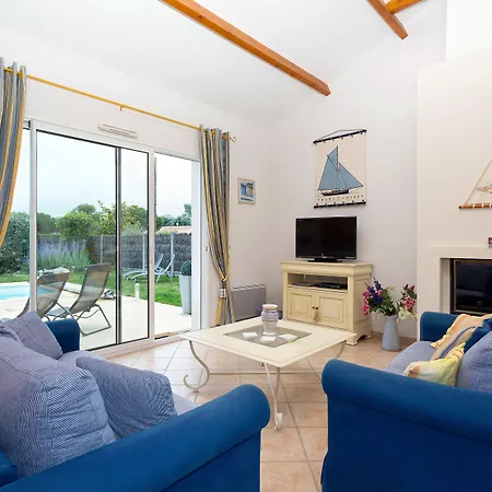 Madame Le Domaine De Vertmarines 3*