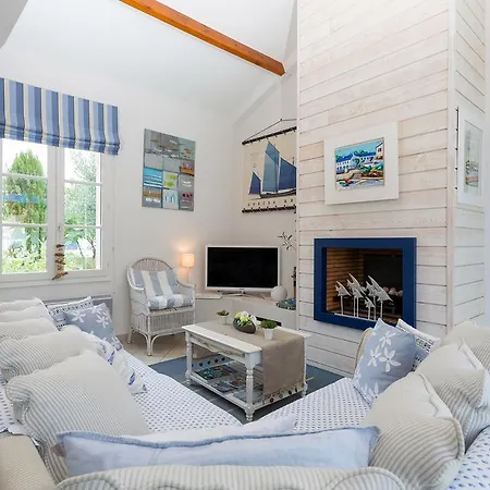 Madame Le Domaine De Vertmarines סן ז'אן דה מון