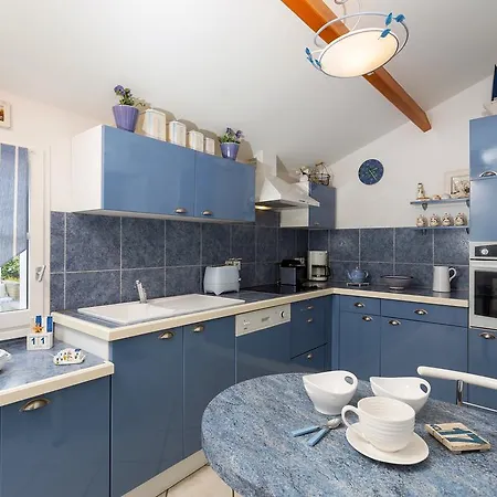 Madame Le Domaine De Vertmarines 3* Saint-Jean-de-Monts