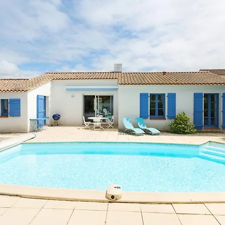 Madame Le Domaine De Vertmarines Aparthotel 3*