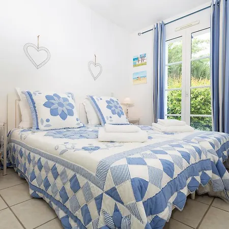 Madame Le Domaine De Vertmarines Saint-Jean-de-Monts