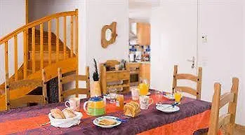 Madame Le Domaine De Vertmarines Saint-Jean-de-Monts