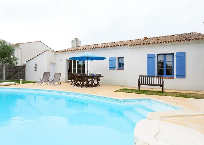 Madame Le Domaine De Vertmarines 3*