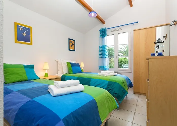 Apartahotel Madame Le Domaine De Vertmarines