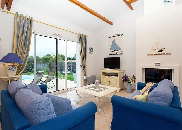 Madame Le Domaine De Vertmarines 3*