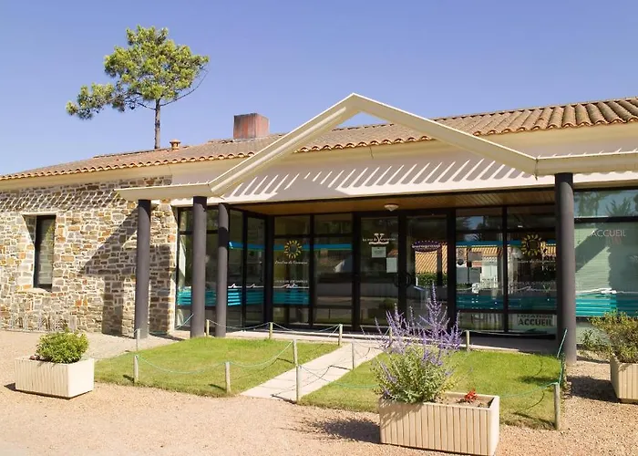 Madame Le Domaine De Vertmarines Saint-Jean-de-Monts